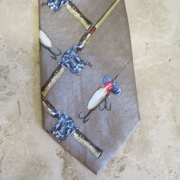 🌹CABELAS Mens Tie Fishing Rod Fish 100% Silk - Picture 2 of 4